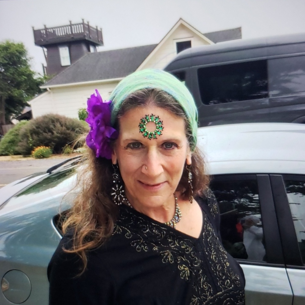 Meet your Posher, Christine